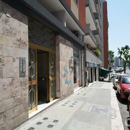 Guest house Casa Viviana - Policlinico 3*